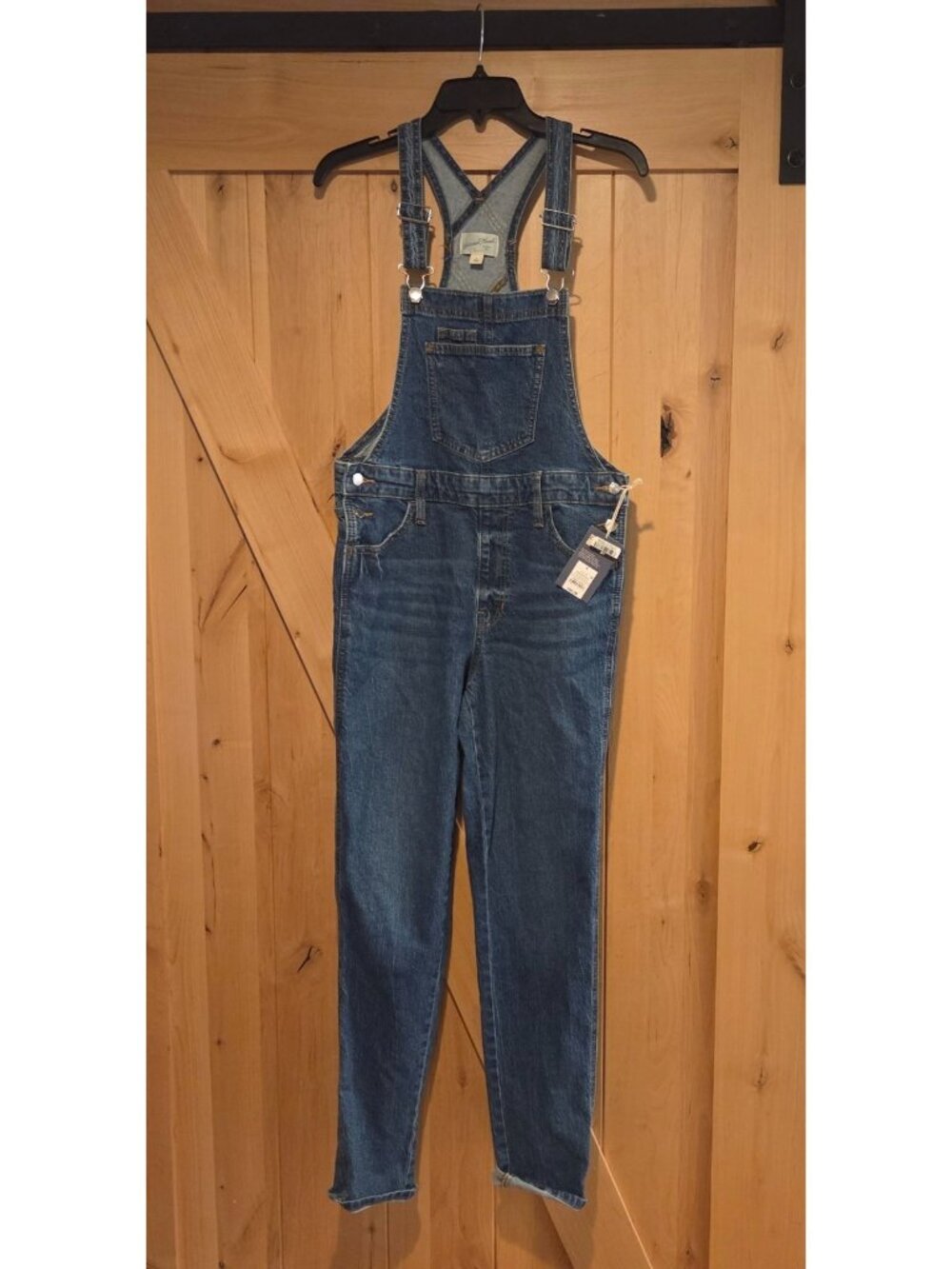 New! Universal Thread Women’s Size 4 Small Denim Overalls Medium Wash